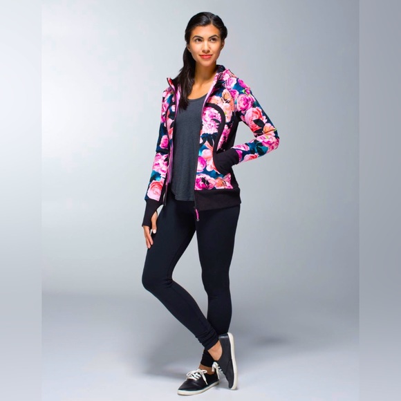 *RARE* Lululemon Scuba Hoodie II Secret Garden / Vintage Pink - Picture 1 of 15